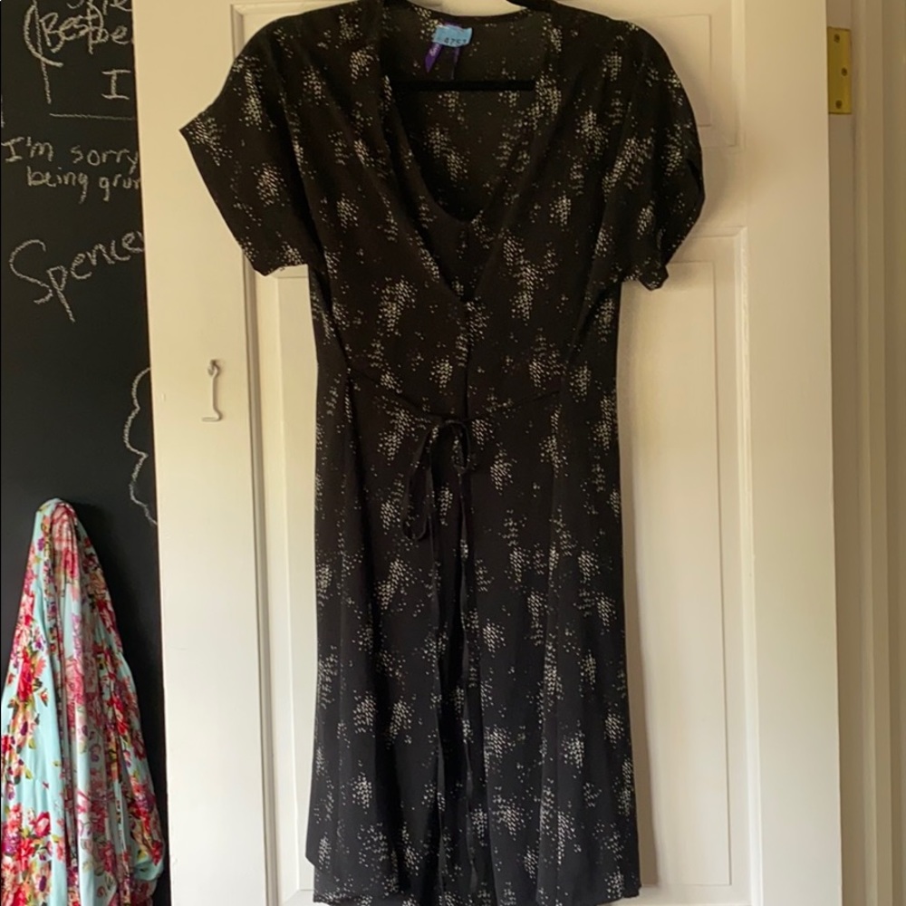 Seraphine maternity and nursing dress size 6